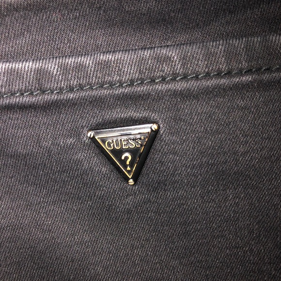 Guess Jeans - Picture 2 of 2